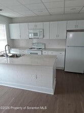 104 Hill St in Dunmore, PA - Building Photo - Building Photo