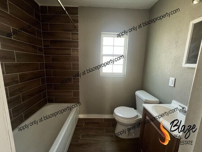 1407 Boyd St in Borger, TX - Building Photo - Building Photo