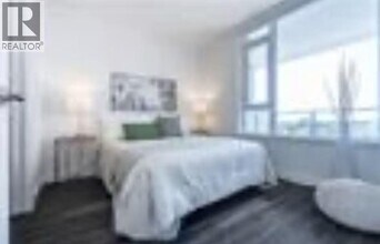 7468 Lansdowne Rd in Richmond, BC - Building Photo - Building Photo