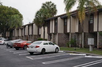 Highgate Townhomes in Coral Springs, FL - Building Photo - Building Photo