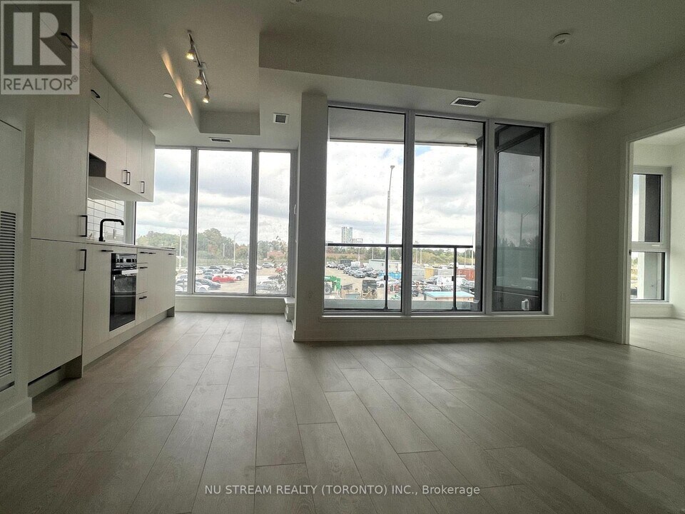 1 Kyle Lowry Rd in Toronto, ON - Building Photo
