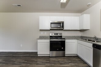 1213 Fescue Rd in Rocky Mount, NC - Building Photo - Building Photo