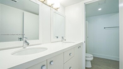 1901 Brickell Ave #A508 in Aventura, FL - Building Photo - Building Photo