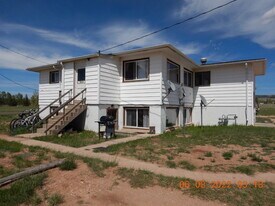 2525 Vista Dr in Laramie, WY - Building Photo