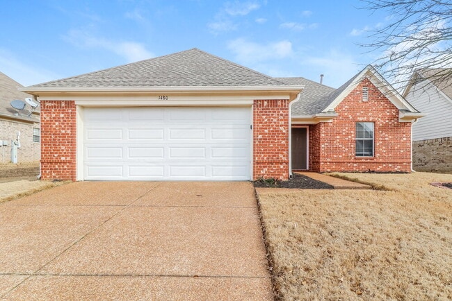 property at 1480 Pemberton Ln