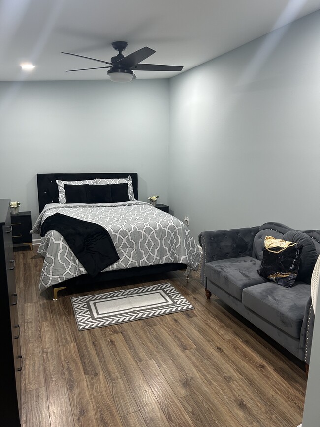 8323 Tudor Dr