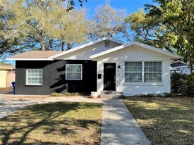 309 W Palm Dr in Lakeland, FL - Building Photo