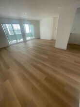605 San Vicente Blvd in Santa Monica, CA - Building Photo - Building Photo