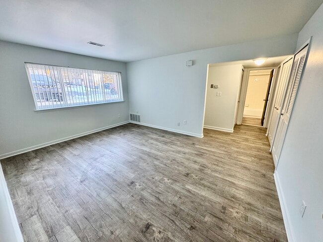 Ore Creek Apartments in Brighton, MI - Foto de edificio - Building Photo