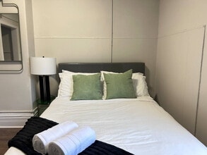 25 Russell Ave, Unit SI ID1506203P in Ottawa, ON - Building Photo - Building Photo