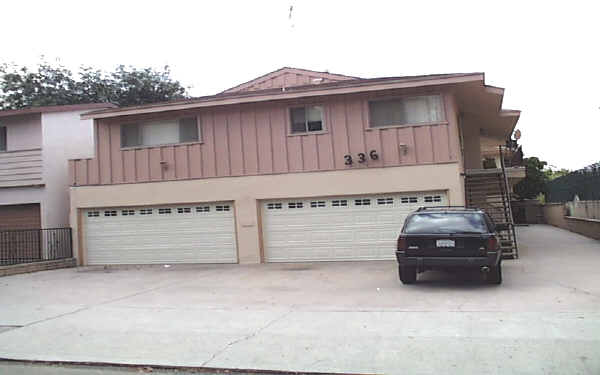 336 W Loraine St in Glendale, CA - Building Photo