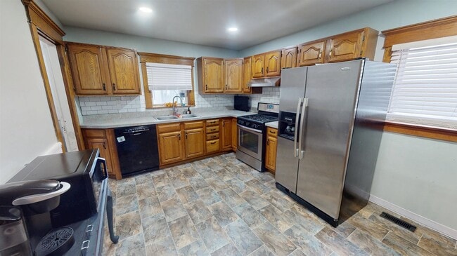 property at 2554 1st Ave