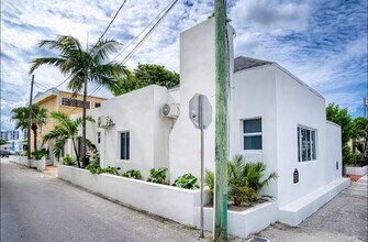 310 Oregon St in Hollywood, FL - Building Photo - Building Photo