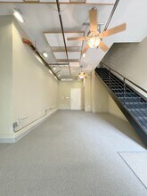 665 Poinsettia St N in Santa Ana, CA - Building Photo - Building Photo
