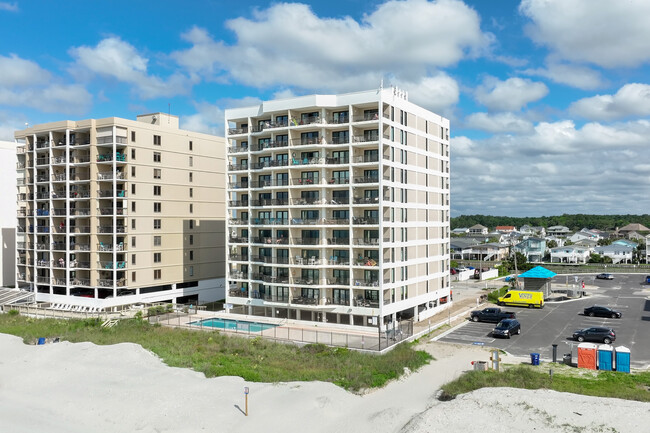 Sea Marsh Condominiums in North Myrtle Beach, SC - Building Photo - Building Photo