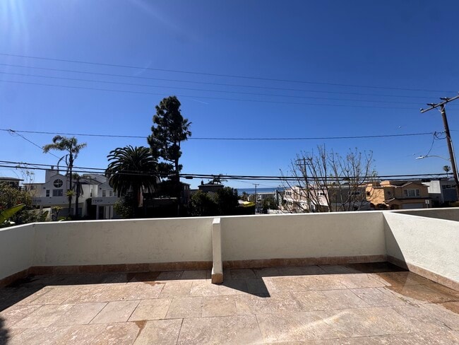 property at 1734 Prospect Ave