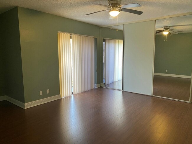 1705 Forest Lakes Cir in West Palm Beach, FL - Building Photo - Building Photo