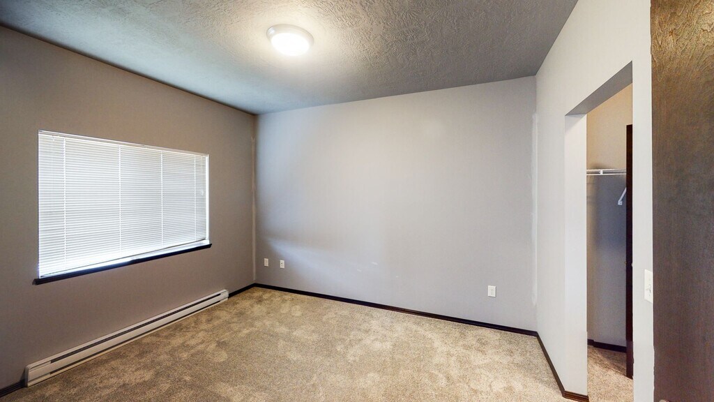 Windcrest Village Apartments & Townhomes Spencer, IA Apartments