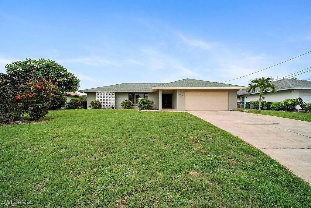 1417 SE 28th Terrace in Cape Coral, FL - Foto de edificio