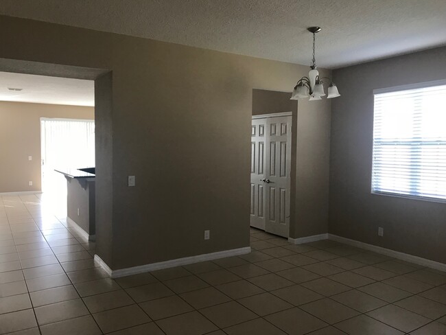 1424 Leitrim Loop in Apopka, FL - Building Photo - Building Photo