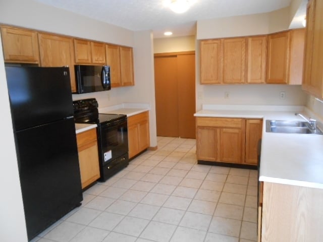 216 John Reese Pky in Pataskala, OH - Building Photo - Building Photo