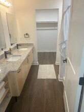 144 N Coolwell Rd in Amherst, VA - Foto de edificio - Building Photo