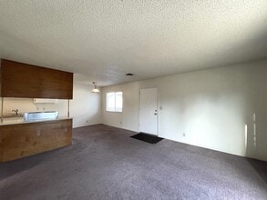 458 Nord Ave in Chico, CA - Building Photo - Building Photo