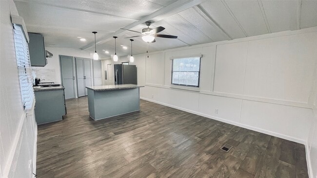21615 Erika Ct in Porter, TX - Building Photo - Building Photo