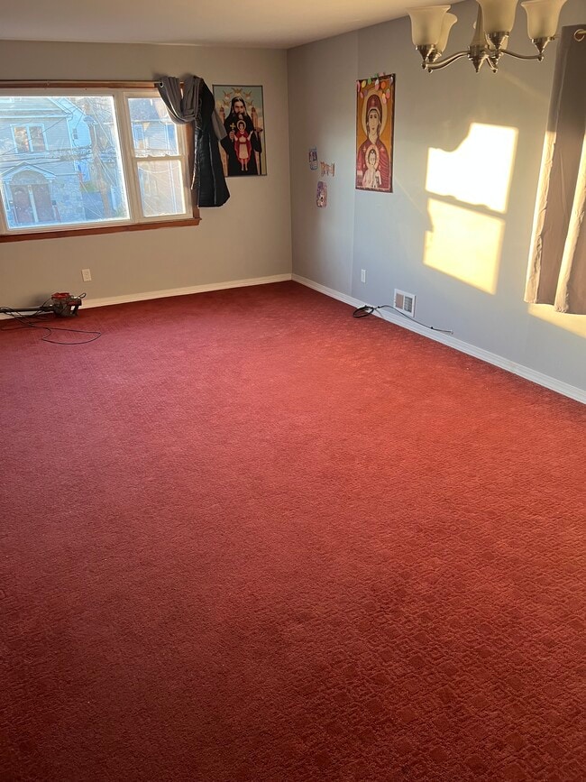 845 Monroe Ave, Unit #2 in Elizabeth, NJ - Building Photo - Building Photo