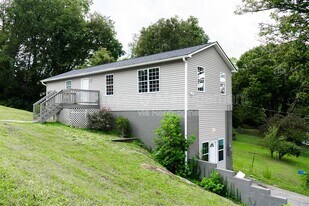 2242 Price Ave in Knoxville, TN - Building Photo