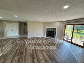 3579 Timbrook Ct in Dayton, OH - Building Photo - Building Photo