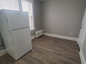 738 Washington St, Unit 7 in Norwood, MA - Building Photo - Building Photo