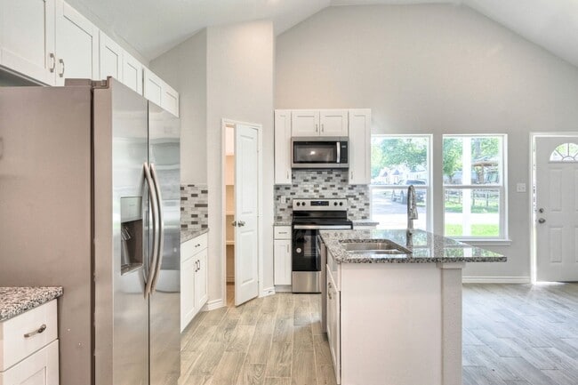 9812 Arbor Oak in Willis, TX - Building Photo - Building Photo