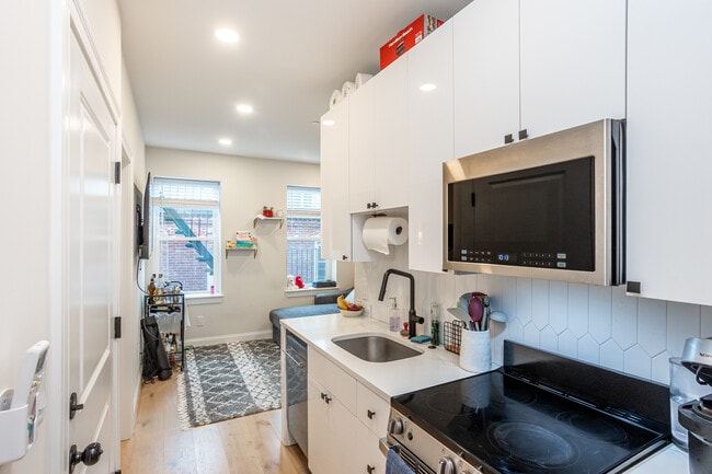 15 Bartlett Pl in Boston, MA - Foto de edificio - Interior Photo