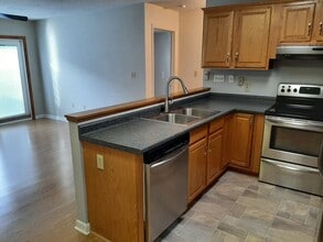 582 Moull St, Unit Condo in Newark, OH - Foto de edificio - Building Photo