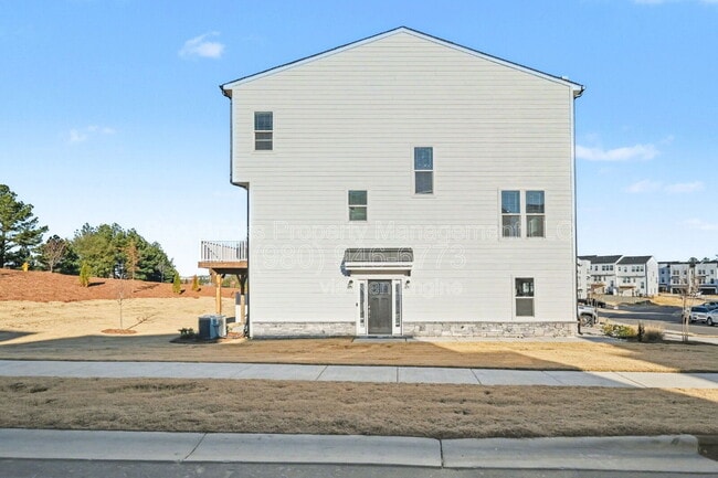 property at 9240 Walnut Hl Rd NW