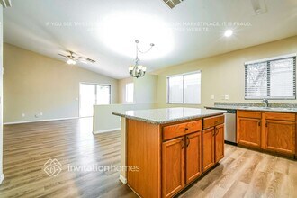 9025 W Avalon Dr in Phoenix, AZ - Building Photo - Building Photo