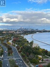 1928-1928 Lake Shore Blvd W in Toronto, ON - Building Photo - Building Photo