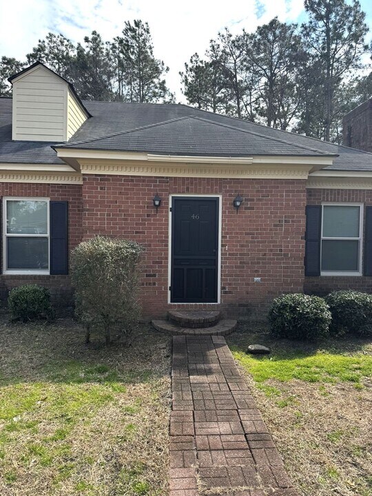 46 Sagebrush Apartments in Statesboro, GA - Foto de edificio