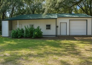 1702 Lafayette St in Beaufort, SC - Building Photo - Building Photo