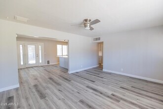 1305 W Romo Jones St in Tempe, AZ - Building Photo - Building Photo