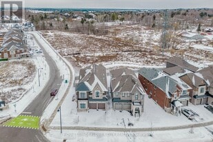 518 Kleinburg Smt Wy in Vaughan, ON - Building Photo