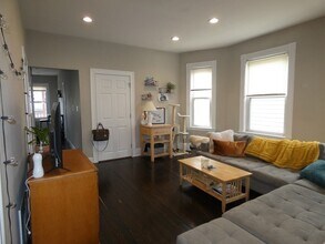 37 Condor St in Boston, MA - Building Photo - Building Photo