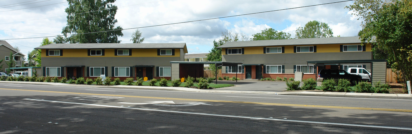 3925-3967 Lancaster Dr NE in Salem, OR - Building Photo