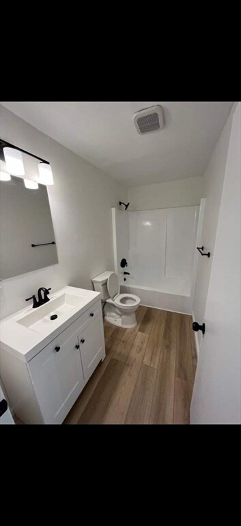 18 Pierce St in Foxboro, MA - Building Photo - Building Photo