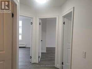 2135 Jane St in Toronto, ON - Building Photo - Building Photo