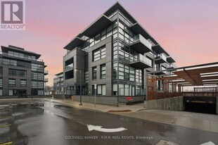 1610 Charles St in Whitby, ON - Building Photo