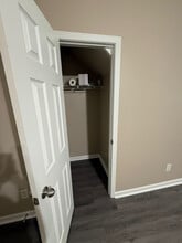518 Oakside Pl in Acworth, GA - Building Photo - Building Photo