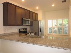 1115 Hillhurst Dr in Wesley Chapel, FL - Building Photo - Building Photo