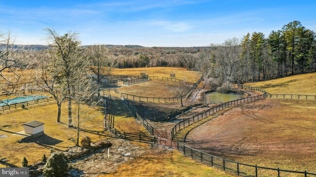 3220 Windy Bush Rd in New Hope, PA - Foto de edificio - Building Photo